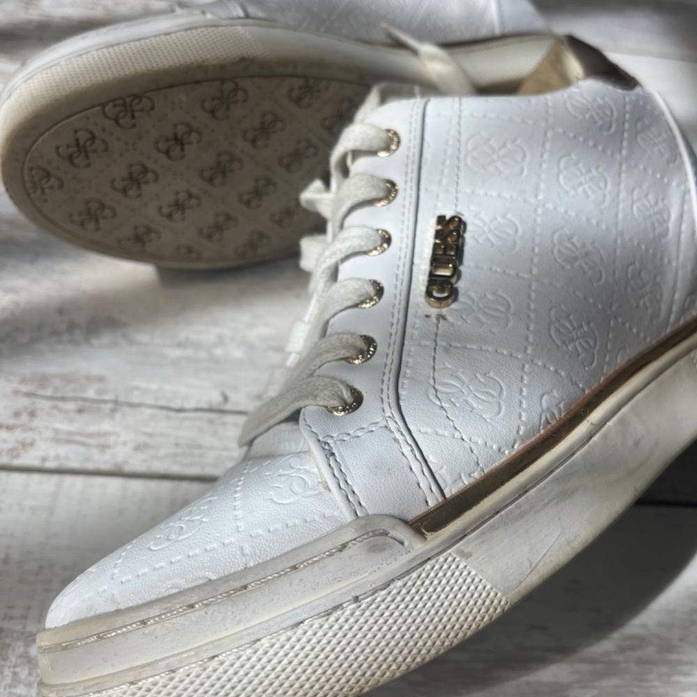 sneakers - Picture 5 of 8